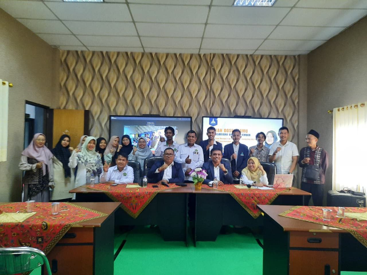 PGMI S2 Pascasarjana Hidupkan Semangat Riset: Dr. Dian Kurniati Kupas Rahasia Menembus Jurnal Bereputasi